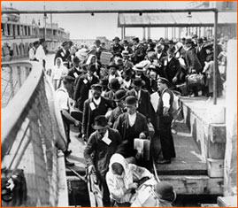 Ellis Island Immigrants