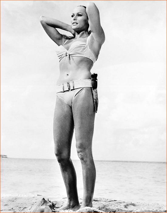 James Bond 007 contre Dr. No de Terence Young (1962).