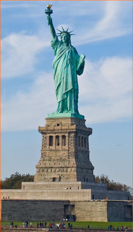 La Statue de la liberté d'Auguste Bartholdi.